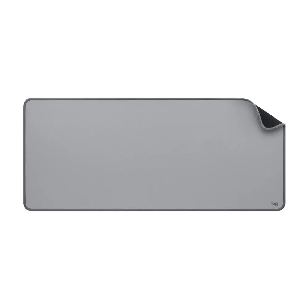 משטח לעכבר Logitech Desk Mat – 700x300 מ"מ – עובי 2 מ"מ – פוליאסטר ממוחזר – בסיס נגד החלקה – ורוד