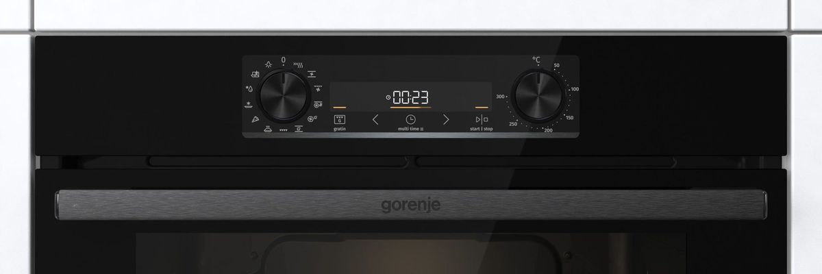 תנור בנוי gorenje בגימור נירוסטה שחורה דגם BOS6737E06B