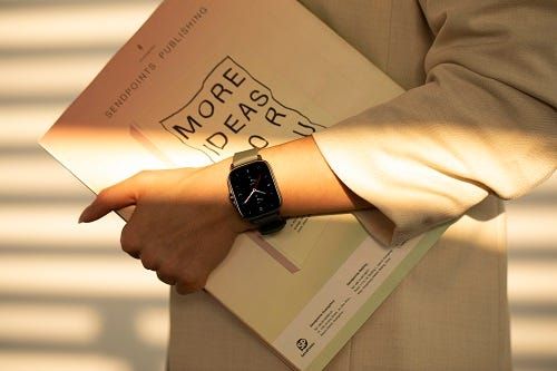 שעון אלגנטי Amazfit דגם GTS 2E צבע Moss Green