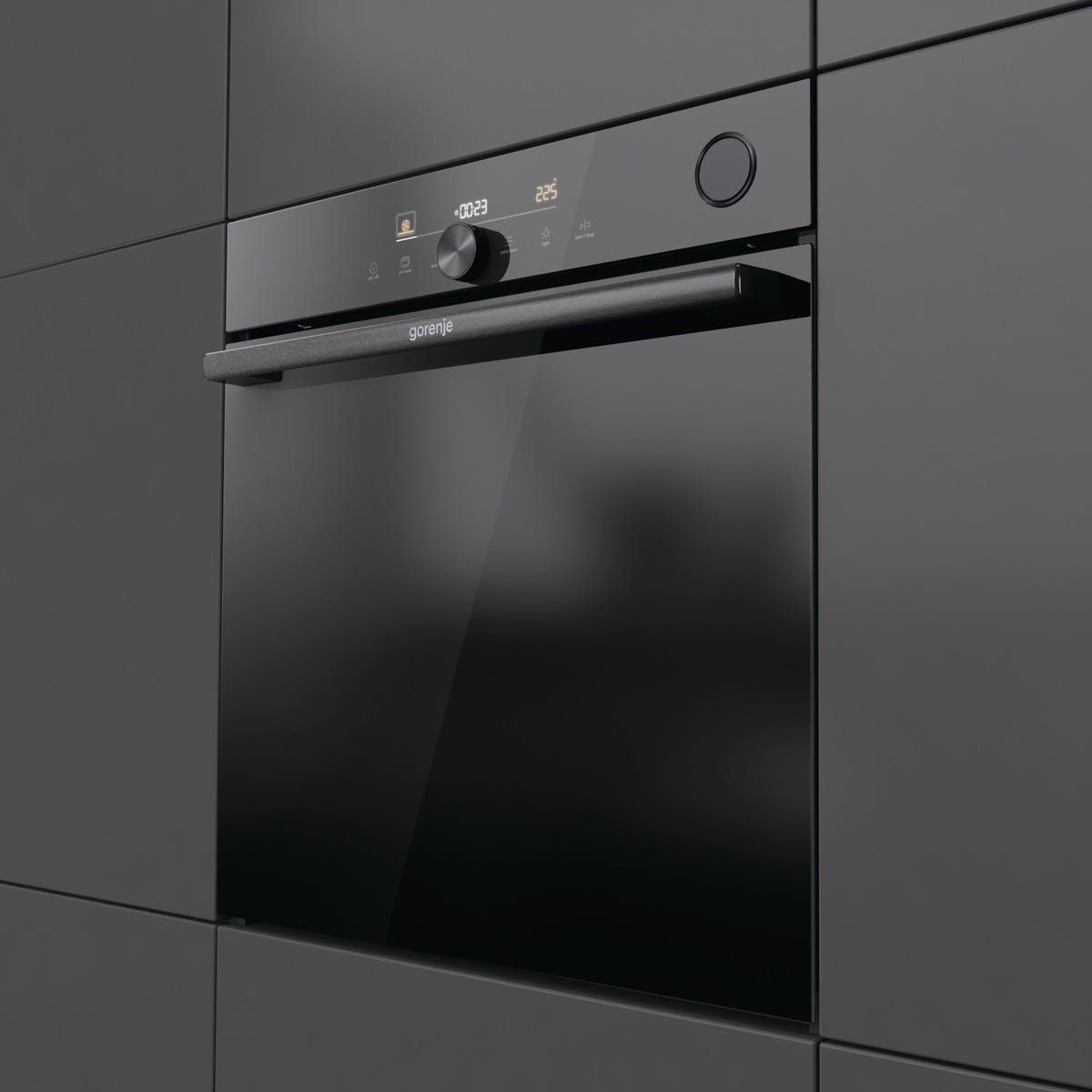 תנור בנוי  gorenje בגימור נירוסטה שחורה 60 סמ דגם BSA6747DGWI