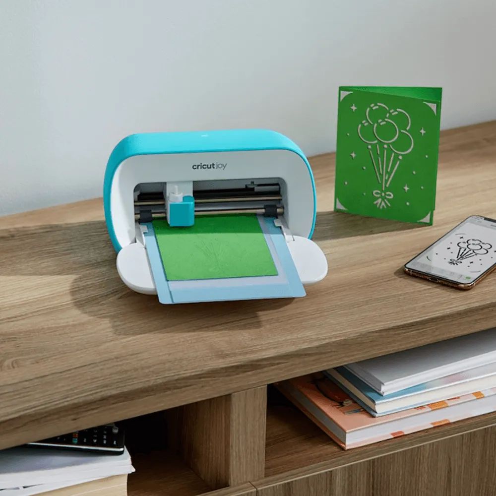 מכשיר יצירה לחיתוך ועיצוב CRICUT JOY