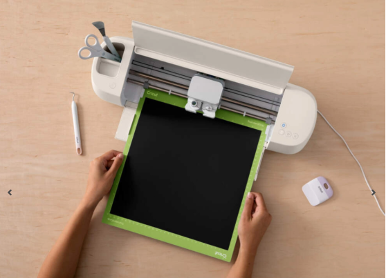 מארז משטחי חיתוך Standard Grip (30.5×30.5 סמ) 6 יחידות מבית Cricut