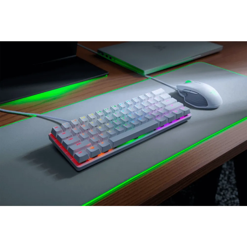 מקלדת גיימינג אופטית Razer Huntsman Mini – עיצוב 60% – מתגים לינאריים – לבן