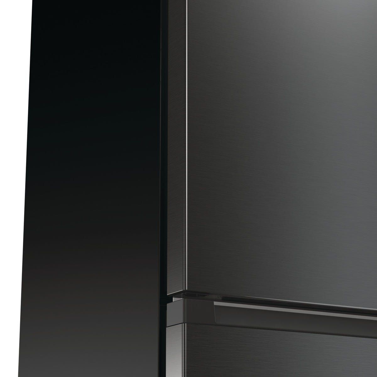 מקרר 2 דלתות gorenje  מקפיא תחתון 329 ליטר בגימור שחור מטאלי דגם NRK619EABXL4