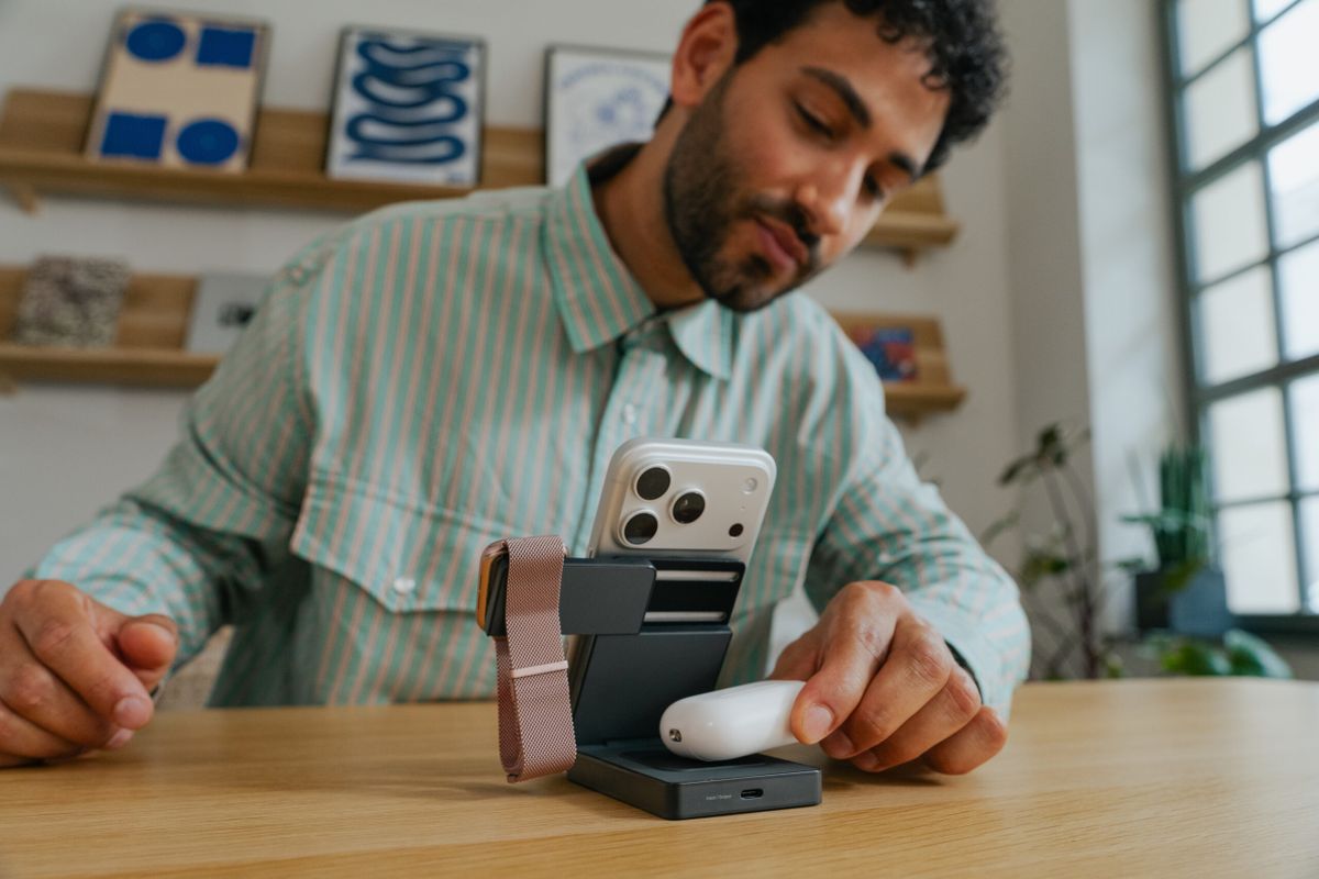 5,000 Verbatim Charge ‘n’ Go Qi2 Power Bank