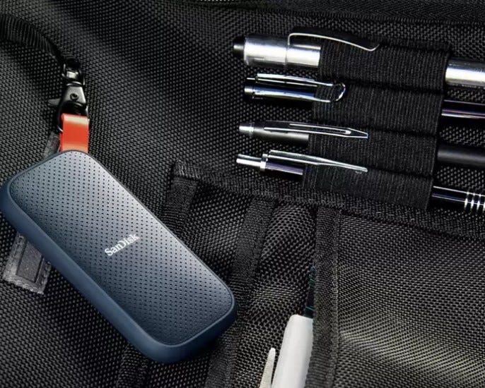 כונן חיצוני Portable SSD בנפח 1TB מבית SanDisk דגם SDSSDE30-1T00-G25