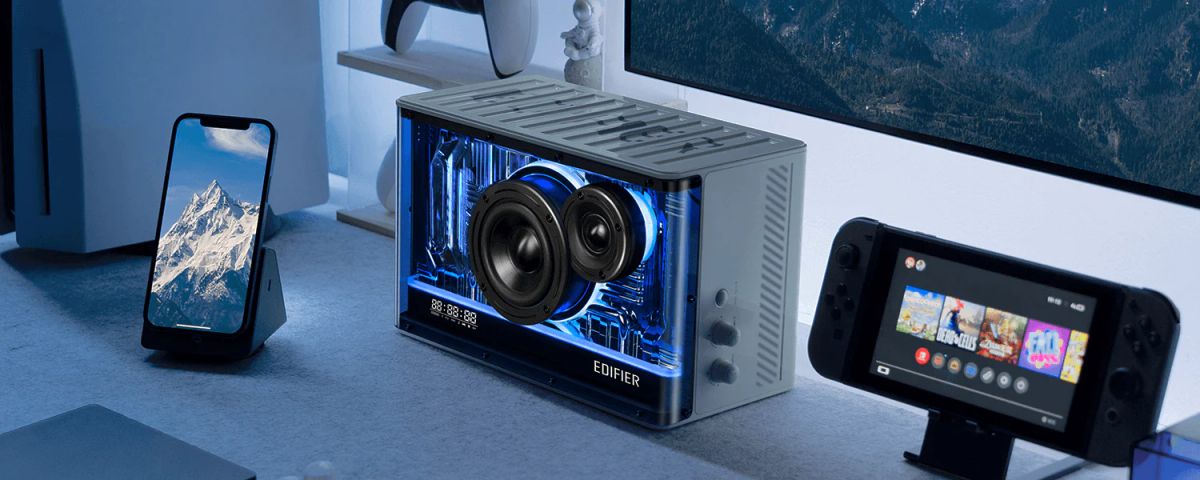 Edifier QD35 - Tabletop BT Speaker w GaN charger (white)