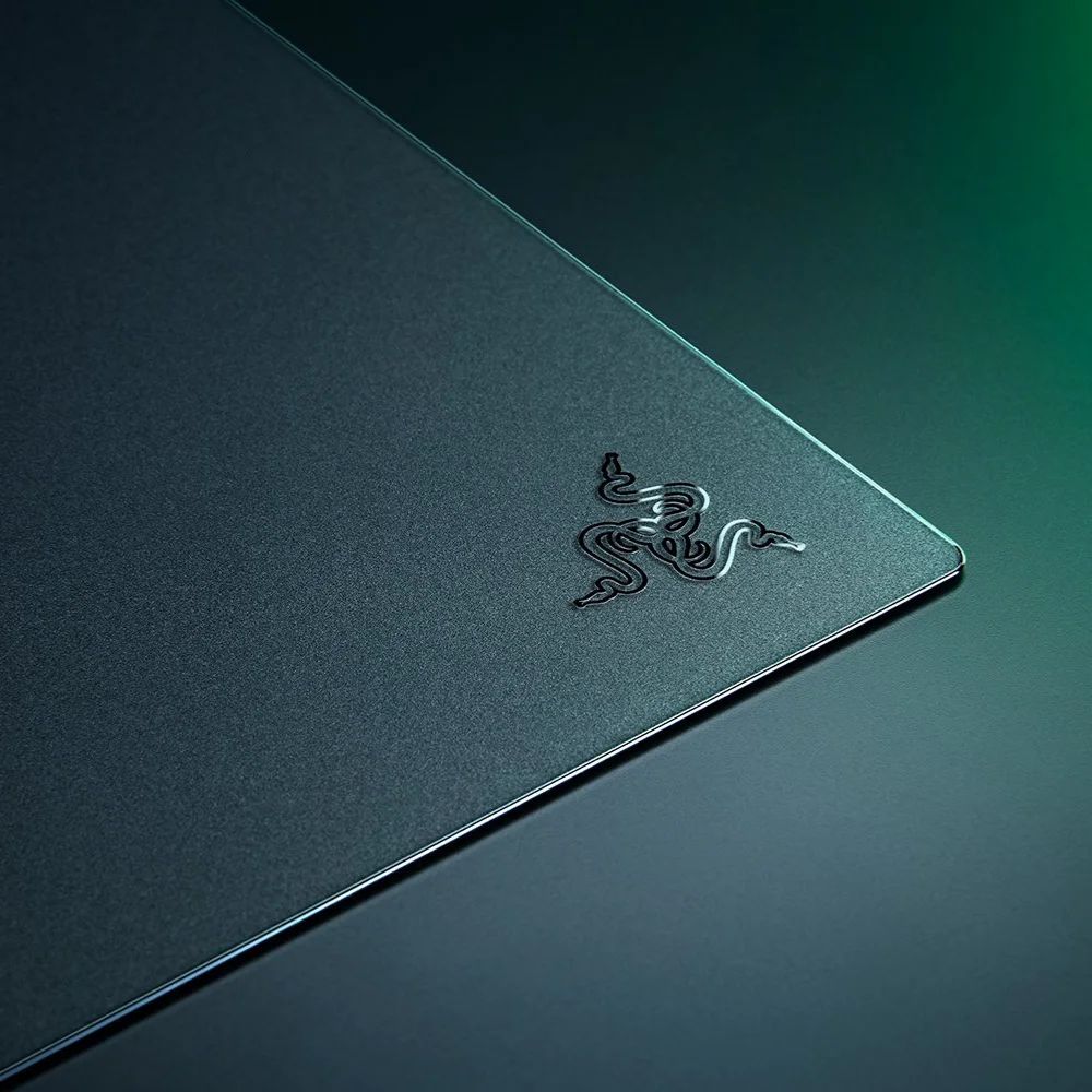 משטח עכבר גיימינג מזכוכית דגם Razer Atlas Pro בצבע שחור מבית Razer