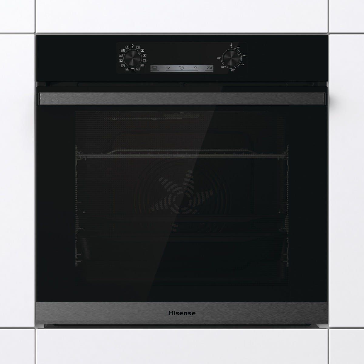 תנור בנוי Hisense בגימור זכוכית שחורה דגם BSA65226AB