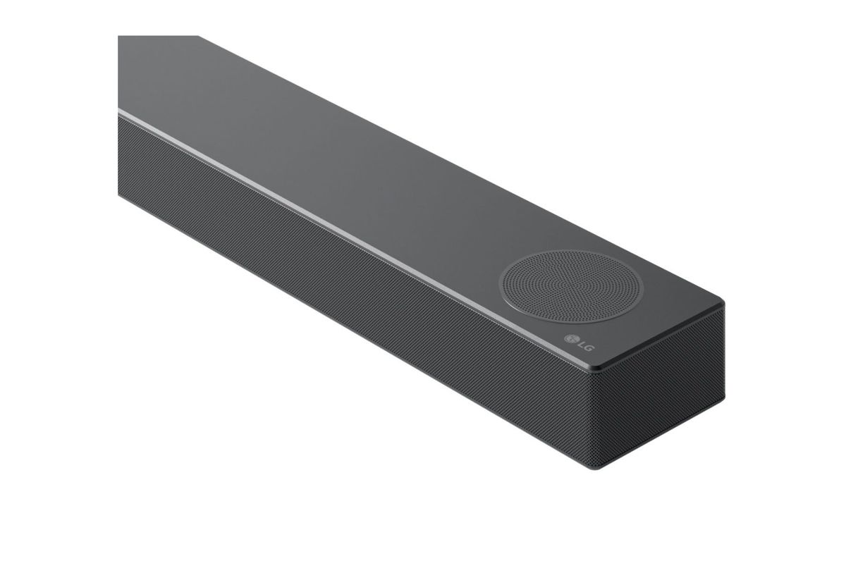 מקרן קול (סאונד בר) 3.1.2 עם Dolby Atmos וסאב וופר אלחוטי LG דגם S75Q מתצוגה