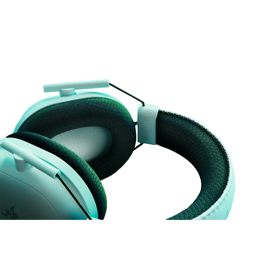 אוזניות גיימינג אלחוטיות Razer BlackShark V2 Pro – רישיון רשמי ל-Xbox – מיקרופון נשלף – צבע לבן