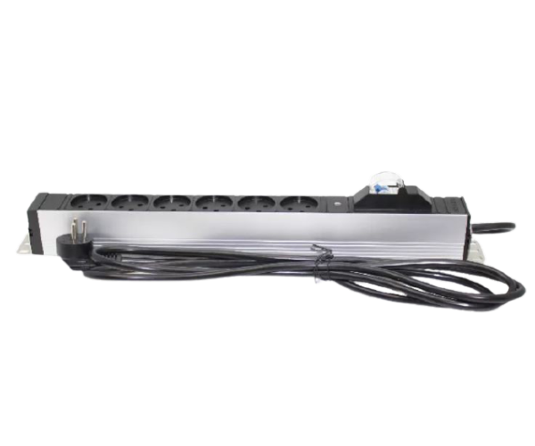פנל 6 Power outlet
