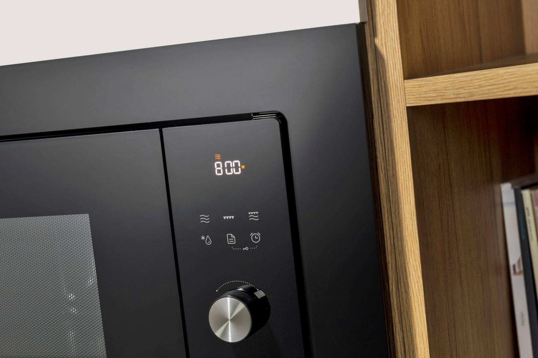 מיקרו gorenje אינטגרלי משולב גריל 20 ליטר דגם BM201AG1BG מתצוגה – תמונה 7