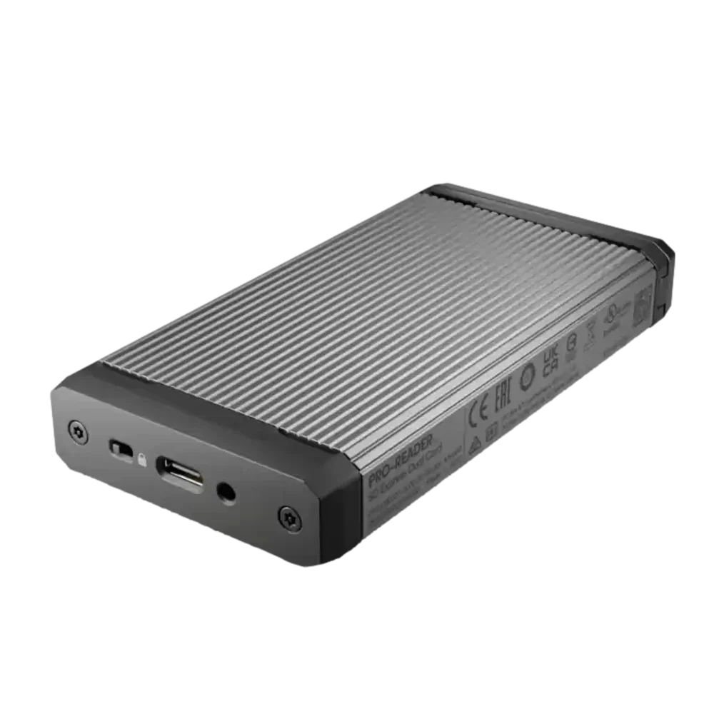 קורא כרטיסים דגם PRO-READER SD Express Dual Card מבית SanDisk