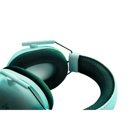 אוזניות RAZER BLACKSHARK V2 PRO (XBOX LICENSED) בצבע לבן