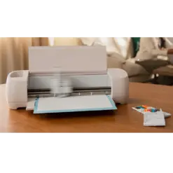 מכונת חיתוך מתקדמת EXPLORE 4 מבית CRICUT