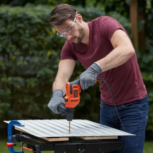 מקדחה פטישון חשמלית BLACK&DECKER 500W עם מנוע חזק 2800 סל"ד באחריות יבואן רשמי לשנתיים