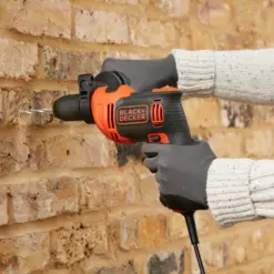 מקדחה חוטית BLACK+DECKER 710W 32 אביזרים מקצועית עם תיק נשיאה באחריות יבואן רשמי