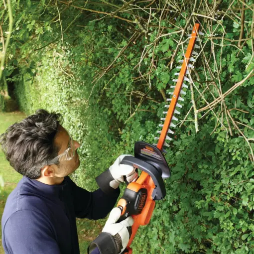 גוזם גדר חיה נטען 50 ס"מ BLACK DECKER Powercommand 18V סוללה אלחוטית באחריות יבואן רשמי