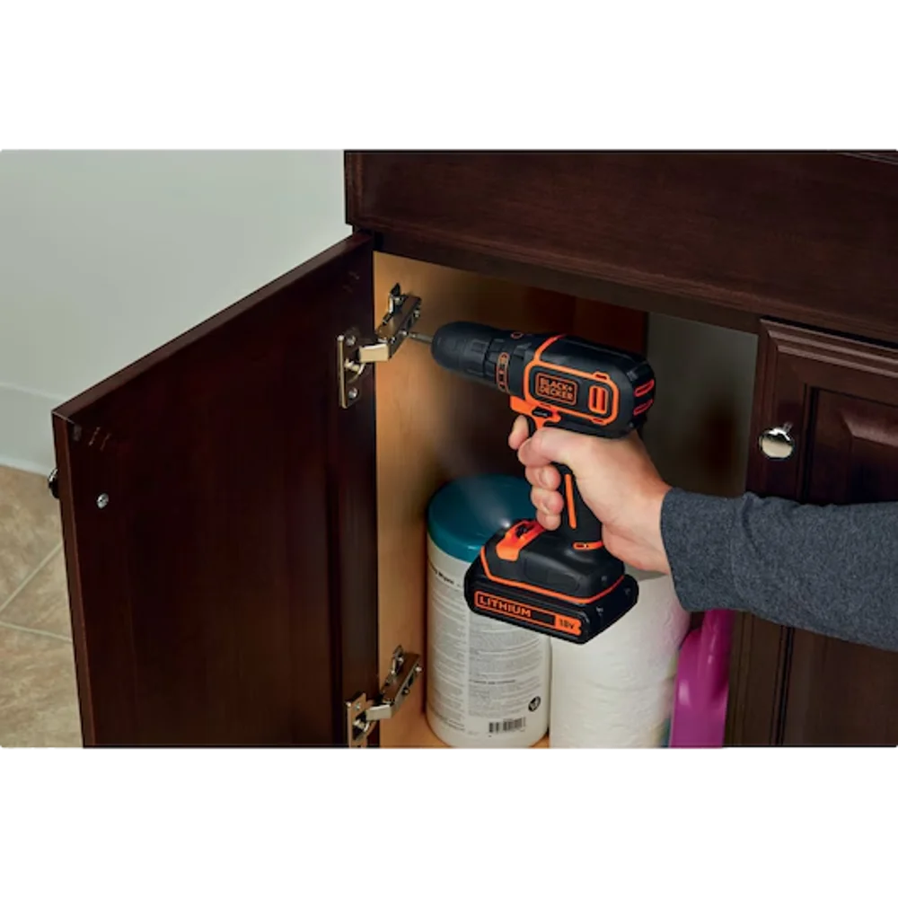 מברגת קידוח BDCDC18 מבית BLACK&DECKER