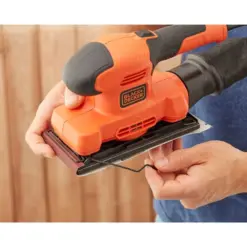 מלטשת חשמלית מלבנית BEW220-QS מבית BLACK&DECKER